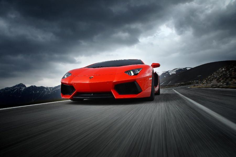  Lamborghini Aventador LP700-4 2011 года  (фото 31 из 204)